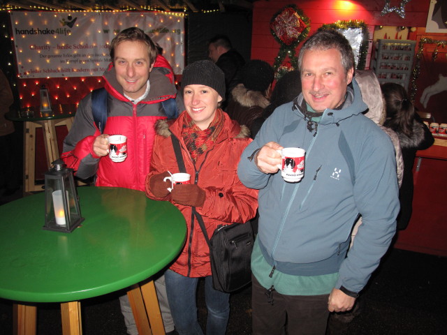 Ich, Carmen und Erich im Weihnachtsmarkt im T&uuml;rkenschanzpark