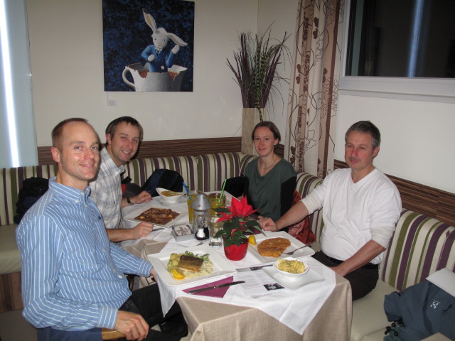 Florian, ich, Carmen und Erich in der Mayerei im T&uuml;rkenschanzpark