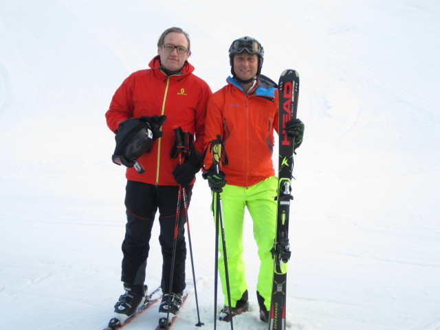 Erich und ich bei der Talstation der Zau[:ber:]g Kabinenbahn, 998 m