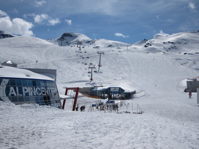 Talstation der Gratbahn, 2.451 m