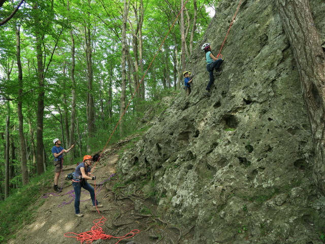 Tim in der Route 'Kindervia' und Anja Liv in der Route 'Mayerfährte'