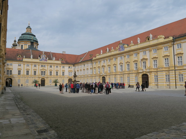 Prälatenhof