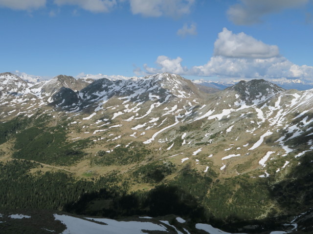 vom Gedrum-Höhenweg Richtung Norden (16. Mai)