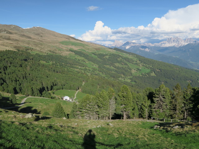 von der Saltner Hütte Richtung Osten (16. Mai)