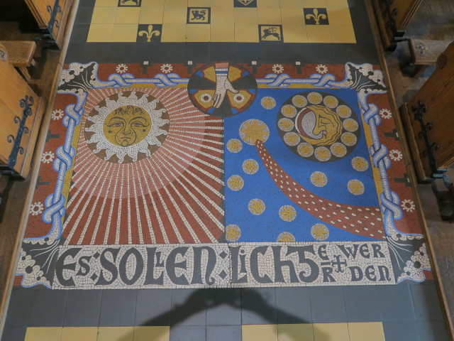 Pfarrkirche St. Lutwinus in Mettlach (13. Juni)