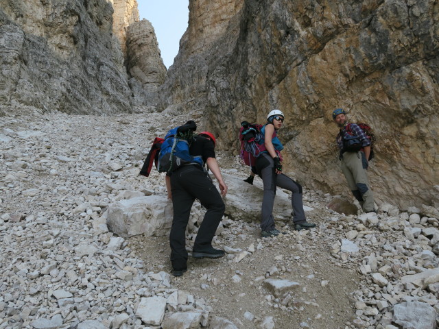 Werner, Susanne und Helmut zwischen Rifugio Auronzo und Westliche Zinne-Normalweg