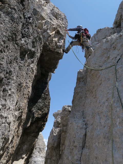 Westliche Zinne-Normalweg: Helmut zwischen Ringband und Westlicher Zinne