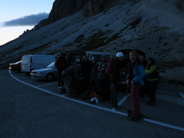 Bernadette, Helmut, Werner, Irene, Dominika, Susanne, Evelyn, Bernadette und Ulrike beim Rifugio Auronzo