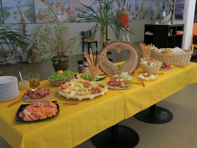 Café 'Gefrorenes Wasser' (13. Juli)