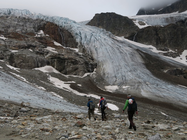 Christian, Gabriel und Uwe zwischen Wiesbadener Hütte und Ochsentaler Gletscher (14. Juli)