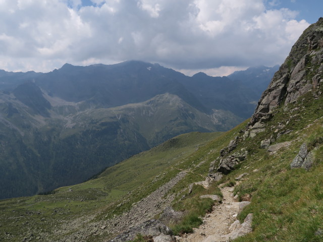Kärnter Grenzweg zwischen Unterer Seescharte und Gaimberger Feld (9. Aug.)