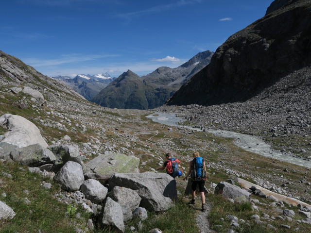 Christian und Sabrina am Venediger Höhenweg zwischen In den Wandln und Viltragenbach (28. Aug.)