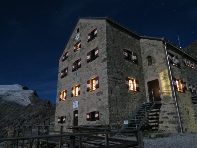 Neue Prager Hütte, 2.782 m (28. Aug.)