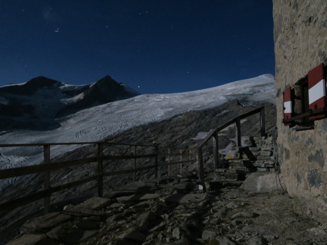 Neue Prager Hütte, 2.782 m (28. Aug.)