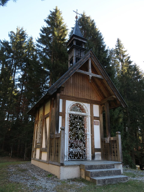 Bärenbadhaus, 825 m