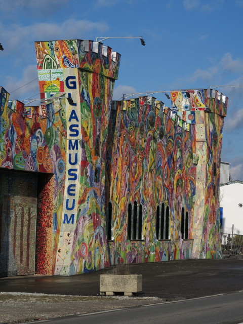 Glasmuseum 'Die gl&auml;serne Burg'