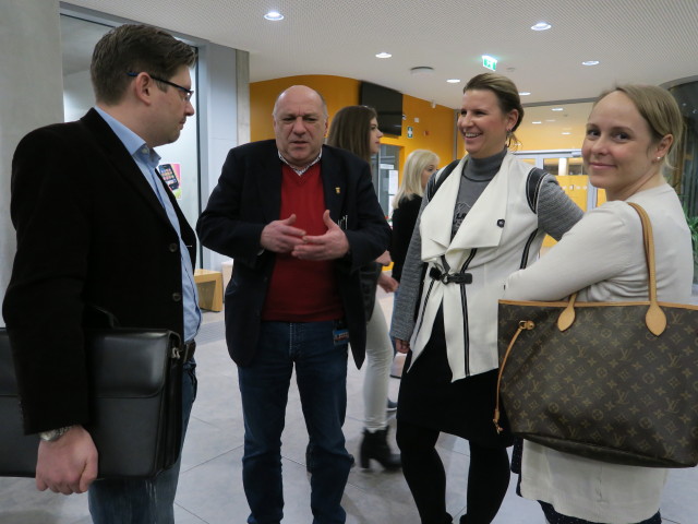 J&uuml;rgen, ?, Bettina und Petra