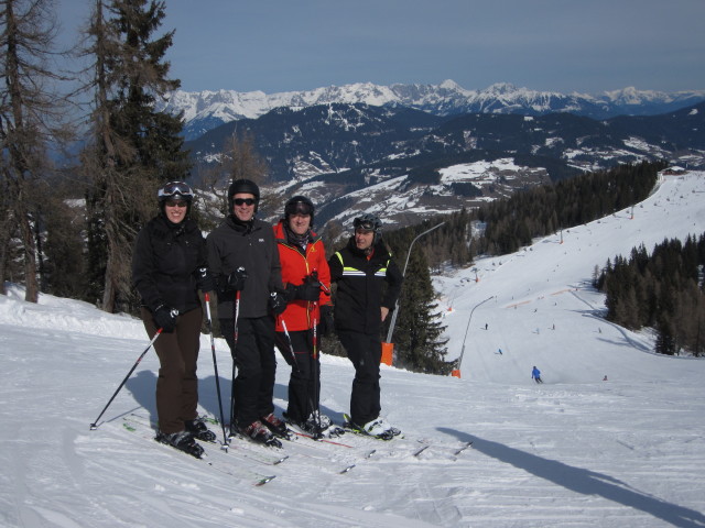 Susanne, Michael, Erich und ich auf der Spathkogelabfahrt