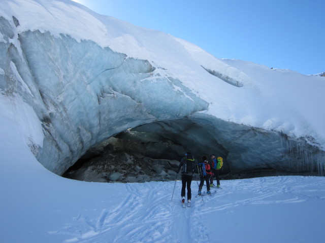 Rudolf, Anabel und Wolfgang beim Zmuttgletscher (19. M&auml;rz)