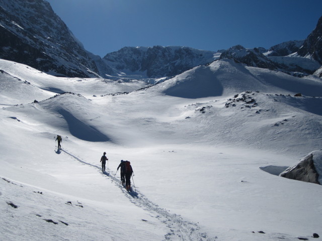 Wolfgang, Anabel, Rudolf und Herbert am Zmuttgletscher (19. M&auml;rz)
