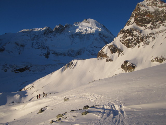 Wolfgang, Birgit und Herbert am Zmuttgletscher (20. M&auml;rz)