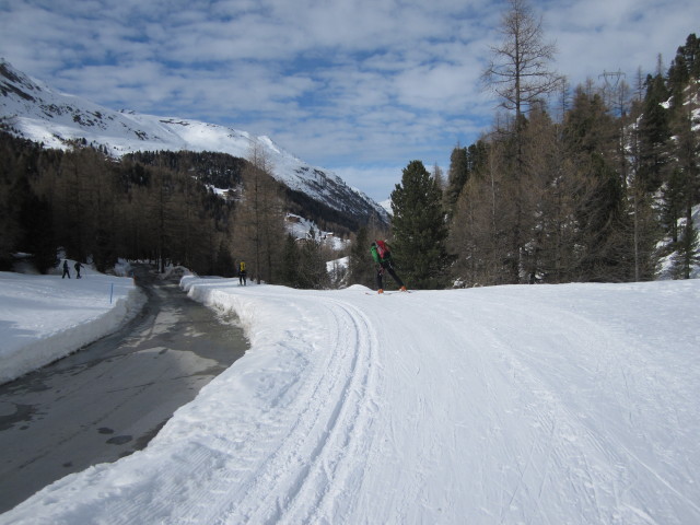 Wolfgang und Herbert zwischen Bas Glacier d'Arolla und Arolla (20. März)