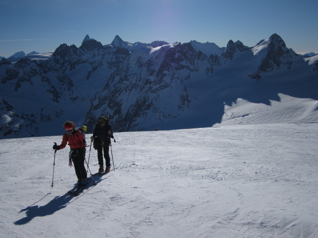Anabel und Herbert zwischen Col des Vignettes und Pigne d'Arolla (22. M&auml;rz)