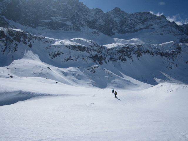 Anabel und Wolfgang zwischen Thoules und Comba des Eaux Blanches (23. M&auml;rz)