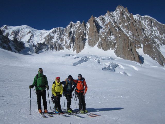 Herbert, Anabel, Wolfgang und ich am Glacier du G&eacute;ant