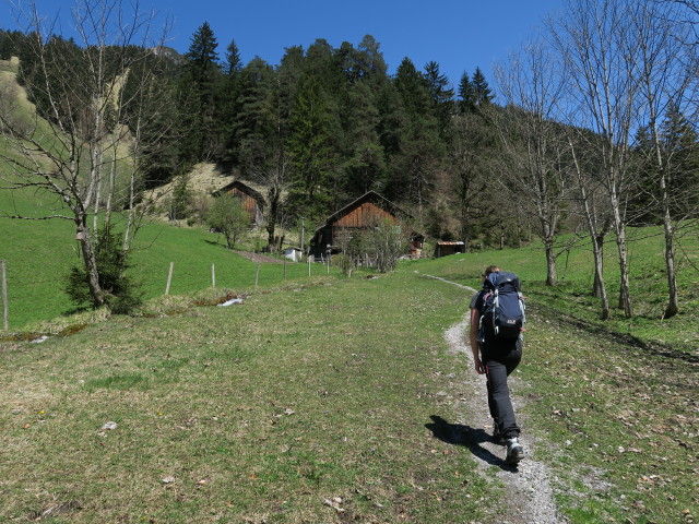 Marisa zwischen Klettersteig 'Wasserfall St. Anton im Montafon' und Graveser M&uuml;hle