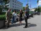 Reinhard, Irene, Gabriele und Roland beim Rathaus von Bad Vöslau
