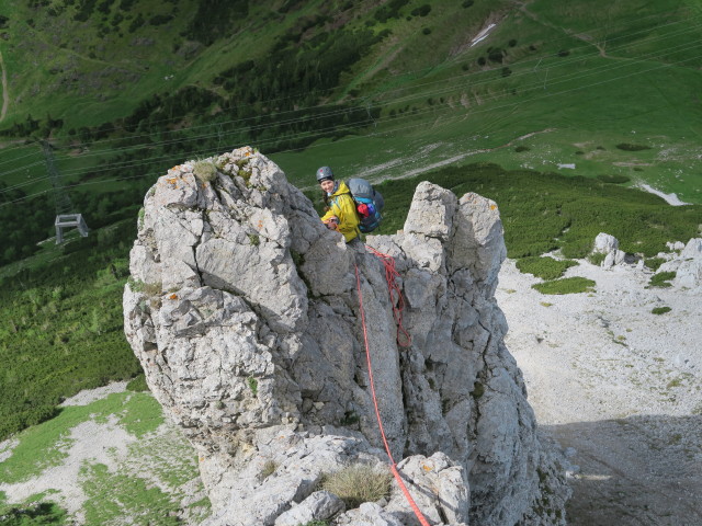 Fledermausgrat: Johanna am Stand nach der 3. Seill&auml;nge (18. Juni)