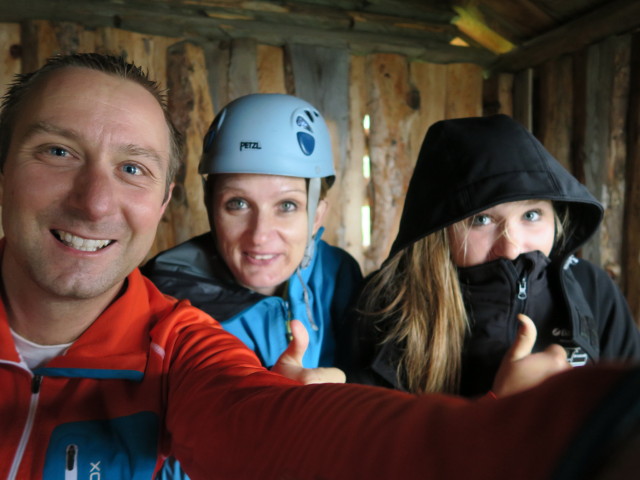 Ich, Evelyn und Miriam am Wiener H&ouml;henweg zwischen Oberer Seescharte und Gitterbach (2. Juli)