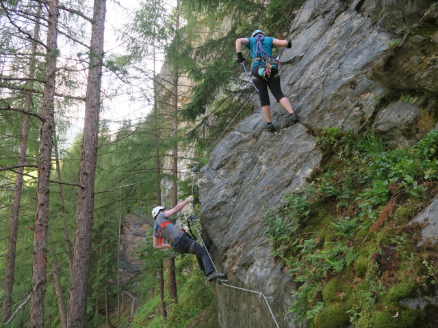 Klettersteig 'Burg Heinfels': Erich und Irene in der Variante