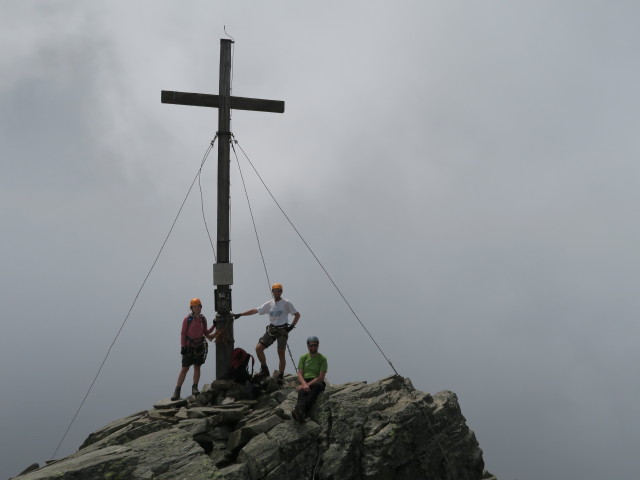 Hannelore, ich und Helmut am Vorgipfel der Schleinitz