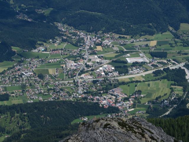 K&ouml;tschach-Mauthen vom Vorgipfel des Polinik aus (17. Juli)