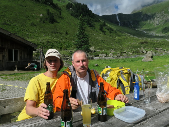 J&ouml;rg und Erich auf der Falbesoner Ochsenalm, 1.822 m (29. Juli)