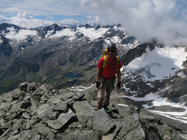 J&ouml;rg zwischen Ruderhofspitze und Oberer H&ouml;lltalscharte (30. Juli)