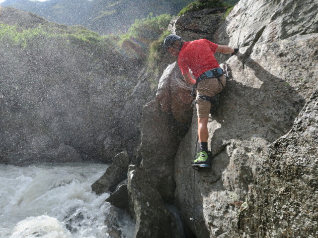 H&ouml;llenrachen-Klettersteig: J&ouml;rg im Hexenkessel (30. Juli)