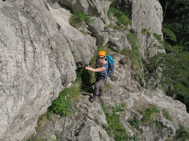 Sabine im sch&ouml;nen Quergang