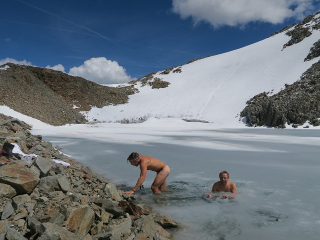 Christoph und ich im W&uuml;tenkarsee (14. Aug.)