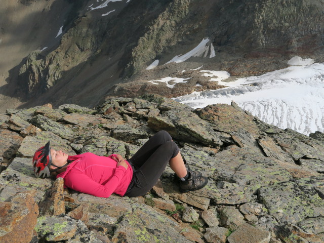 Miriam am Durrnk&ouml;gele, 3.133 m (15. Aug.)