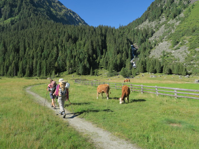 Gudrun und Christoph auf der Au&szlig;erunlassalm, 1.666 m (26. Aug.)