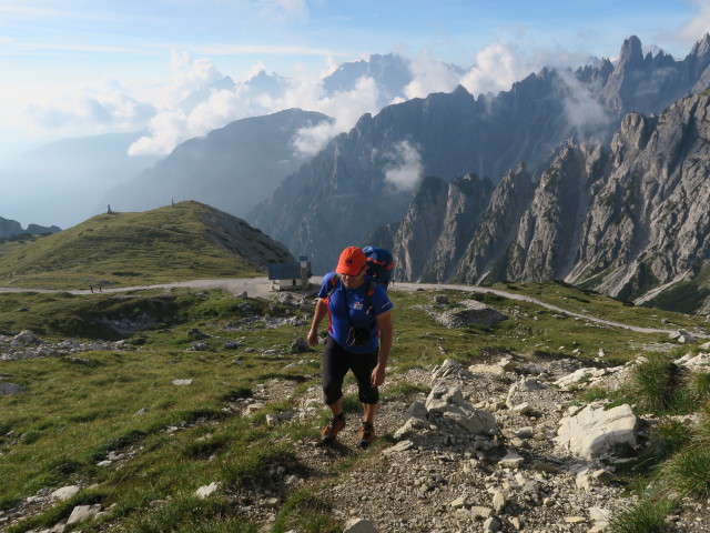 Axel zwischen Cappella degli Alpini und Kleine Zinne-Normalweg