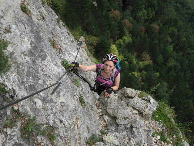 Pittentaler Klettersteig: Sabine zwischen zweiter Querung und Schl&uuml;sselstelle