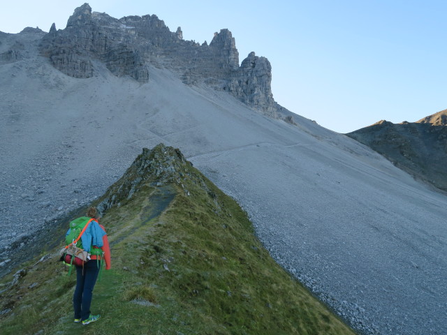 Eva-Maria am Weg 116 zwischen Adolf-Pichler-H&uuml;tte und Seej&ouml;chl (25. Sept.)