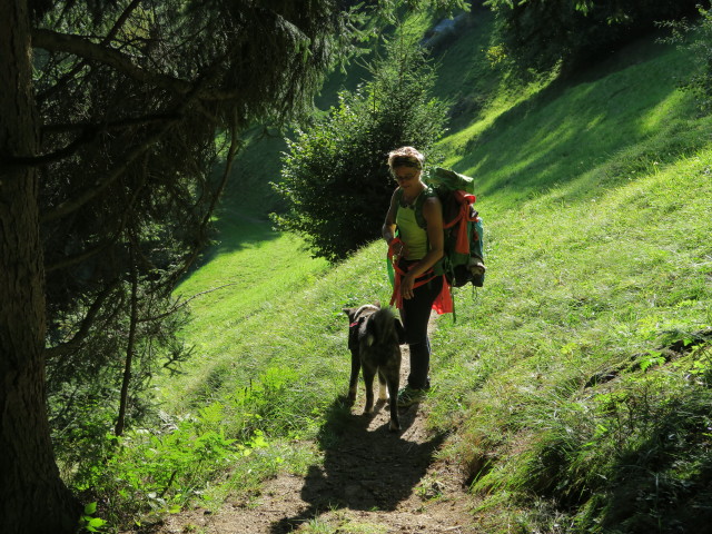 Eva-Maria am Weg 115 zwischen Sch&ouml;negg und Bachertal (25. Sept.)