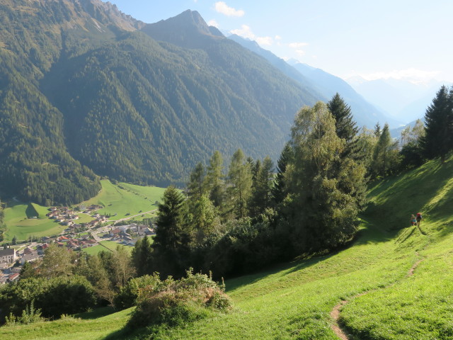 Eva-Maria und Eric am Weg 115 zwischen Sch&ouml;negg und Bachertal (25. Sept.)