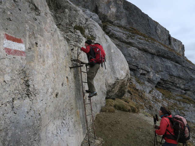Christoph und Gudrun zwischen Serlesj&ouml;chl und Serles (30. Okt.)