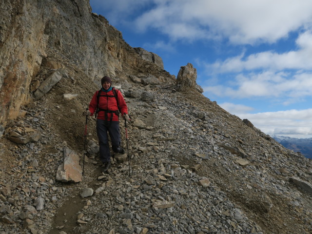 Gudrun zwischen Serles und Serlesj&ouml;chl (30. Okt.)